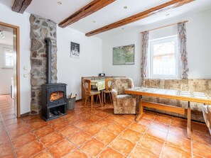 Dining - Beautiful Apartment in the Romantic Bode Gorge Directly on the Edge of the Forest With Fireplace (Oberharz am Brocken)