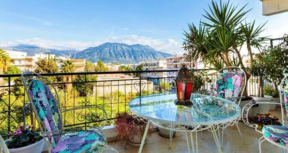 Bright Comfy Flat near Beach & City Center