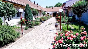 Property grounds - Vig Apartments Timisoara (Timisoara)