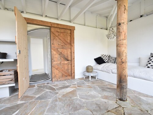 Delightful Cottage in Bergen With Garden, Veranda, Barbecue