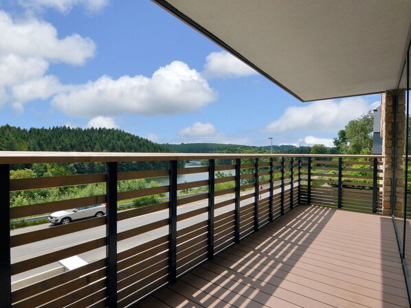 Apartment | Balcony - Elegant Apartment in Robertville With Balcony, Roofed Terrace (Waimes)