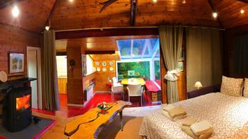 Chalet | 1 bedroom, individually furnished