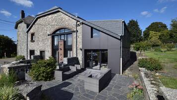 House | Exterior