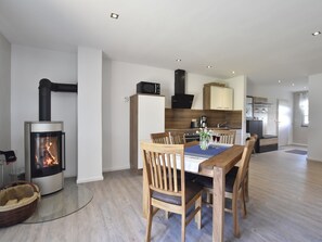 Dining - Gemutliches Ferienhaus in Barnekow mit Garten (Barnekow)