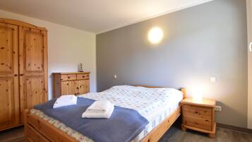 Bangalô | 2 quartos, individualmente mobiliados, roupa de cama