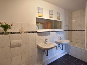 Bathtub, towels - Modern Apartment in Insel Poel With Garden (Insel Poel)