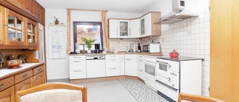 Apartment | Private kitchen | Highchair