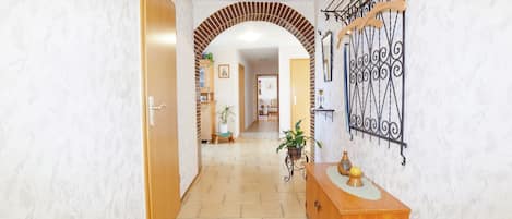 Apartment | Reception