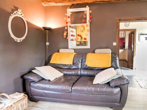 Living area - Traditional Cottage With Private Terrace (Durbuy)
