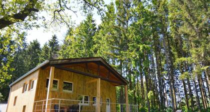 Welcoming Cottage in Hatrival With Terrace