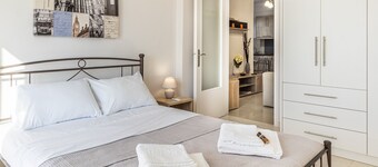 Comfy Central Square Gem with Terrace