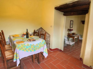 House | Dining