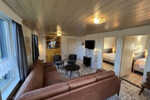 Living room - Farmhouse in Nederweert Near Canal Trails (Nederweert-Eind)