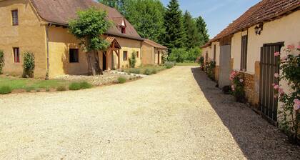 Cozy Cottage Retreat in Vezac