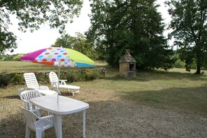 Balcony - Romantic Cottage, Berbiguieres (Allas-les-Mines)
