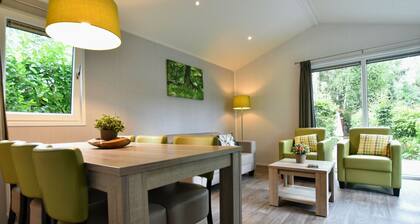 Cosy Chalet w/ Garden Patio