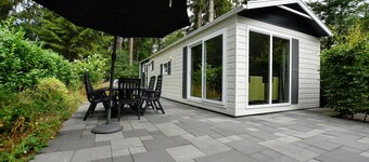 Cosy Chalet w/ Garden Patio