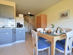 Dining - Lovely Apartment in Börgerende-Rethwisch near Baltic Sea (Boergerende-Rethwisch)
