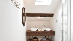 Bathroom - Beautiful Farmhouse in Lusse With Barbecue (Lusse)
