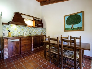 House | Dining
