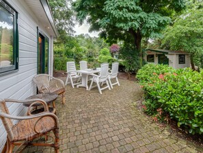 Balcony - Detached, Fully Equipped Chalet in Vechtdal near Ommen (Stegeren)