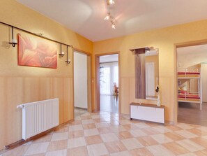 House | Reception
