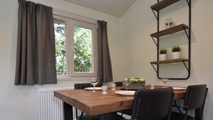 Dining - Contemporary Holiday Home in Vorden near Forest (Vorden)