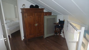 3 slaapkamers, individueel gemeubileerd, beddengoed