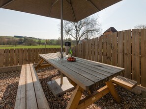 House | Balcony - Detached Holiday Home in the Weserbergland With Terrace and Balcony (Emmerthal)