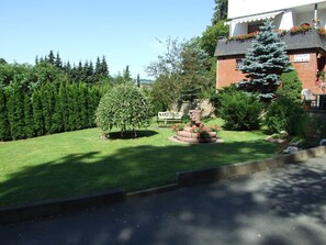 House | Garden - Apartment Near Willingen & Winterberg Ski Slopes (Medebach)