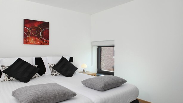 House | 3 bedrooms, iron/ironing board, individually furnished, bed sheets - Holiday Home in Epen With Garden & BBQ (Epen)