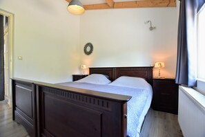 Ferienhaus | 2 Schlafzimmer, individuell eingerichtet, Bettwäsche