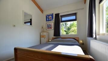 House | 2 bedrooms, individually furnished, bed sheets