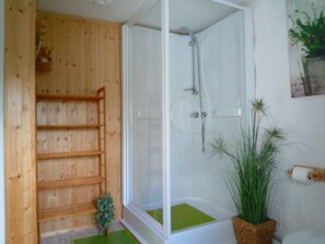 House | Bathroom