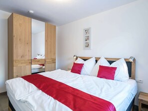 Apartment | 2 bedrooms, bed sheets - Apartment in ski Area in Leogang With Sauna (Leogang)