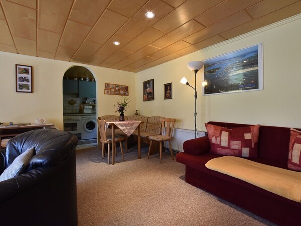 Living room - Gorgeous Holiday Home in Lütten Klein Near the Sea (Rostock)
