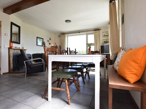 Dining - Nicely Furnished Holiday Home With Magnificent View of the Meadows in Rossum (Rossum)
