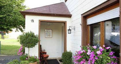 Spacious Apartment in Pracht near Forest