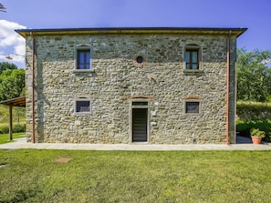 Apartment | Exterior - Belvilla by OYO Biancospino (Anghiari)