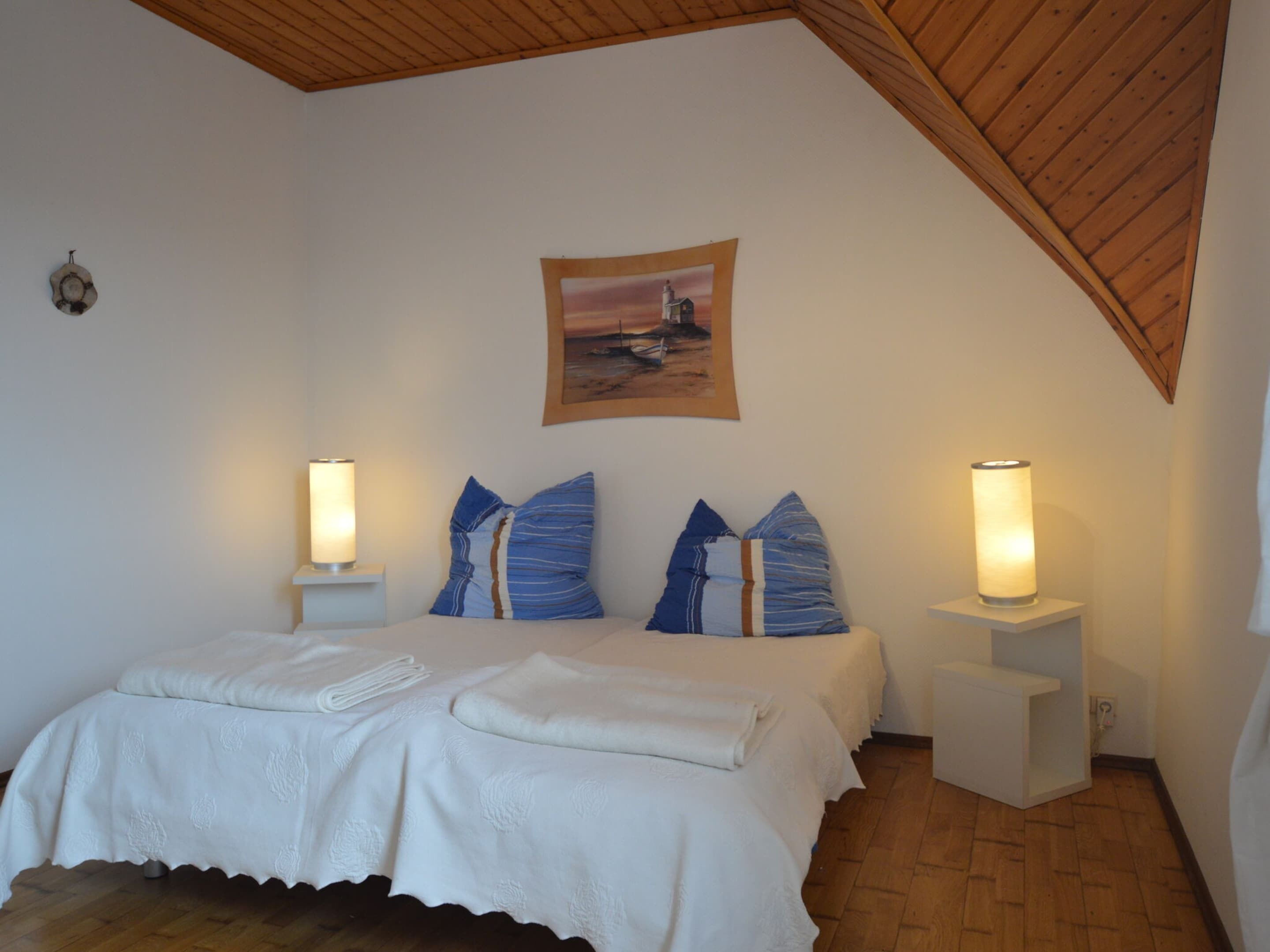 Apartment | 2 bedrooms, individually furnished, bed sheets