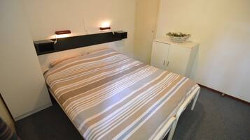 Rumah | 2 kamar tidur dan dilengkapi dengan perabotan berbeda-beda