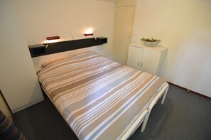 Rumah | 2 kamar tidur dan dilengkapi dengan perabotan berbeda-beda