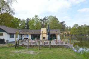 Maison | Restauration en plein air