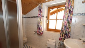 Unclassified image, 4 of 18, button - Cozy Studio Apartment in Mittersill near Ski Bus (Mittersill)