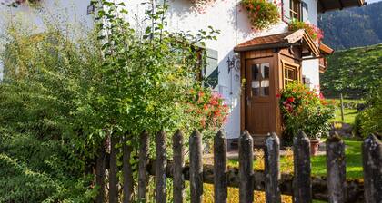 Alpenapartment mit Garten