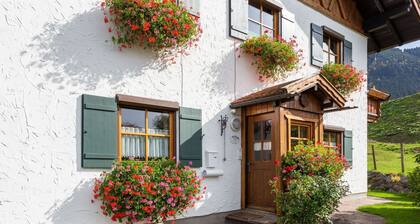 Alpenapartment mit Garten