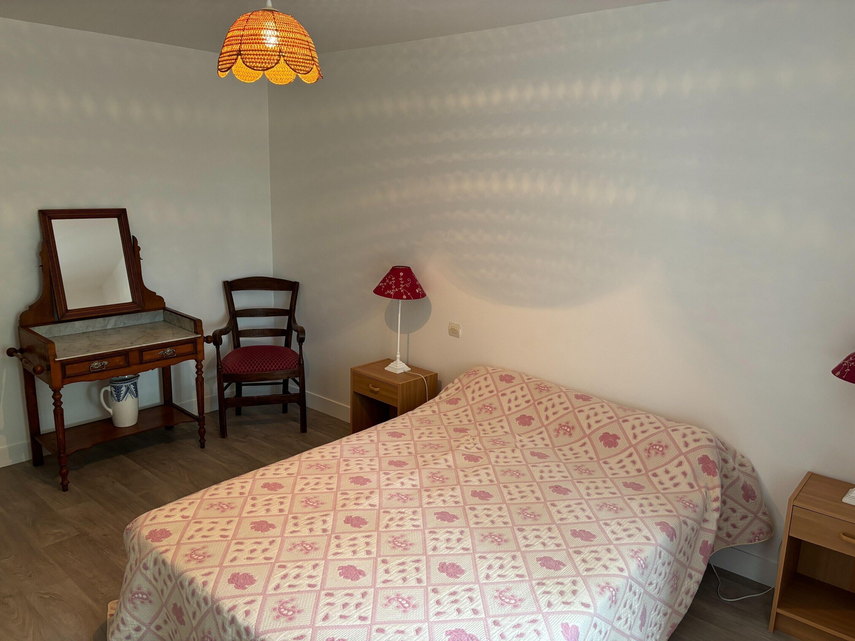 House | 3 bedrooms, individually furnished