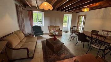 House | Living room