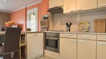 Cottage | Dapur pribadi | Kursi makan untuk bayi