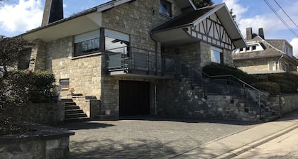 Lovely Cottage in Waimes near Lake